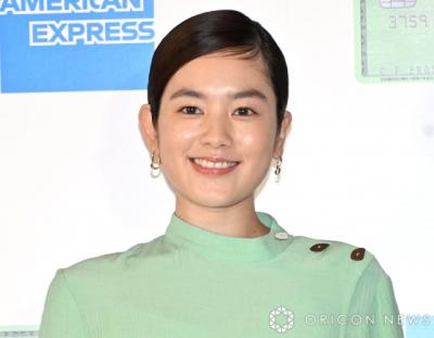 筧美和子、愛しい“マイベイビー”との日常公開　前髪イメチェン＆第1子男児を抱っこした2ショットに「癒やされる」の声
