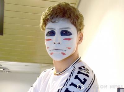 金爆・樽美酒研二、“素顔”にユニフォーム姿でWBC観戦「ホークスの！しかもマッキーのユニ!!」「いい男」「匂わせイケメン」