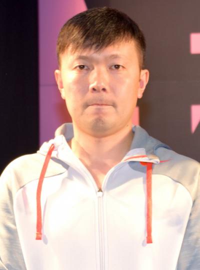 オラキオ、母と2ショット　冠番組に登場に喜び「これ以上の親孝行はありません！」