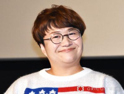 近藤春菜、両親とゆずのライブを観戦　記念の集合ショットに反響「お父さんオシャレ!!」「素晴らしい親孝行」