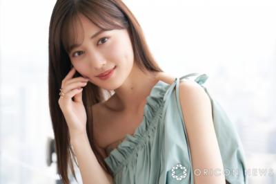 山下美月“ポムポムプリンコーデ”披露「もちろん全て私服です」　『ポムポムプリンANN0』にゲスト出演「夢のよう」