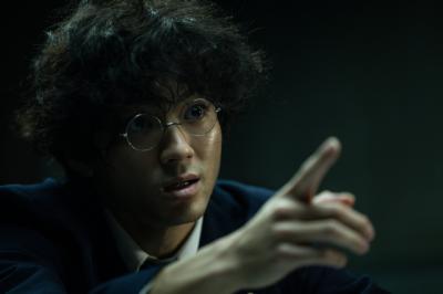 映画『爆弾』本編映像をたっぷり使った宮本浩次「I AM HERO」フル尺スペシャルMV