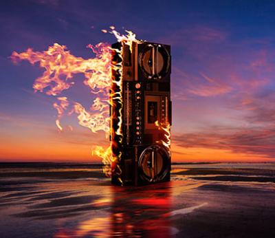 B'z、通算32作目のアルバム1位　「アルバム通算1位獲得作品数」歴代1位記録を自己更新【オリコンランキング】