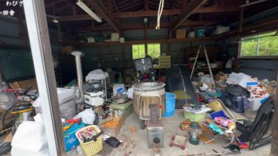 10年放置されたガレージが1ヵ月後…洗練された“男の隠れ家”へと異次元の大変貌「よくここまで…」「センス良すぎ」