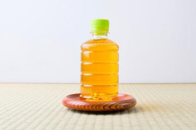 「飲み物で脂肪燃焼したい」「お茶ならどれでも同じは間違い…」排出型・燃焼型で効果が変わる脂肪対策緑茶の真実