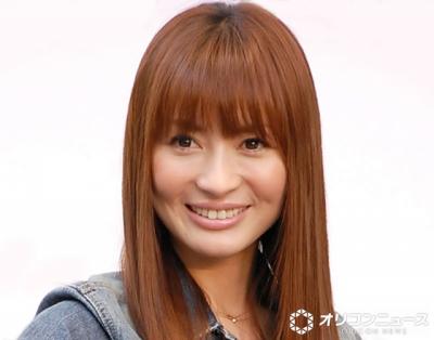 新山千春、真剣に書道に打ち込む姿に反響　手書き文字には「上手ですね」「習字上手いですね」の声