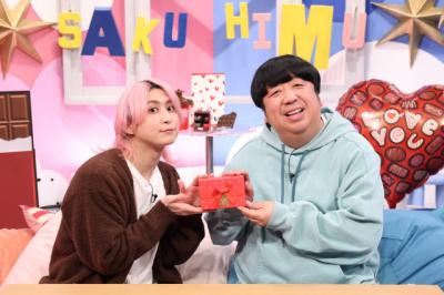 佐久間大介、“衝撃作”幻のアマゾンカカオをトッピングしたベトナム麺料理「フォー」に興味津々　青のり板チョコも登場