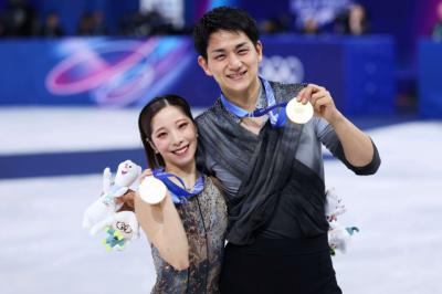 “りくりゅう”金メダルの2年前の姿…三浦璃来「携帯のロック画面にしていた写真」＆秘話に反響「これがチーム力の源だったんですね」