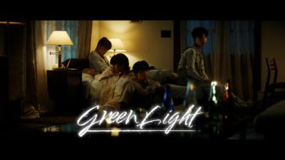 STARGLOW、オーディション人気曲「Green Light」MV公開　妖艶で内なる力を感じる振り付けに