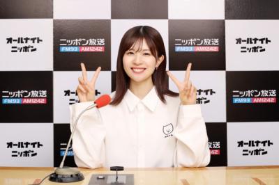 『松田好花ANN0』マイク前写真が解禁