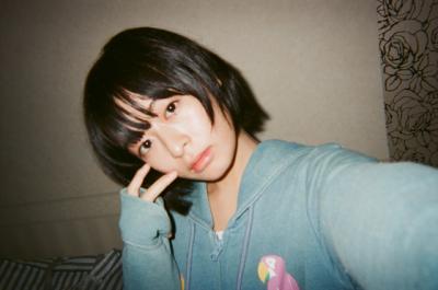 森七菜主演、歌舞伎町の“リアル”を映す『炎上』使い捨てカメラで撮影したオフショット公開