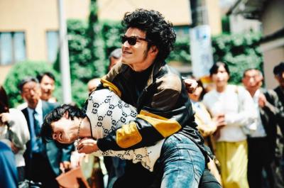 水上恒司がコブラツイスト＆ユンホ（東方神起）がハイキック、映画『TOKYO BURST-犯罪都市-』新カット解禁