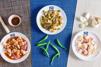 牛角、6種の焼き肉＆2時間飲み放題が2178円の『焼肉酒場セット』　「選べるホルモン盛り」に“青唐MIX”が新登場