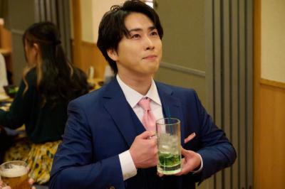 『ターミネーターと恋しちゃったら』宮舘涼太“エータ”、臼田あさ美“くるみ”のピンチに駆けつけ…次回は初デート!?