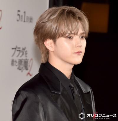 MAZZEL・RAN、注目は胸元の赤いワンポイント「黒でまとめていますけど」