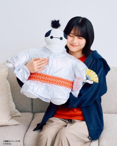 『ベイマックス』着物姿の50センチ級着物BIGぬいぐるみが登場 「モチ」や「ビッグ・ヒーロー6」も