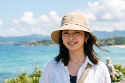 帽子をかぶると急に「おば見え」してしまう問題、どう解決？「服になじんでちゃんと守る」夏におすすめのUV対策帽子