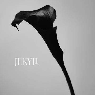 HYDE『JEKYLL』、「合算アルバム」で自身初の1位　ソロデビュー25周年【オリコンランキング】