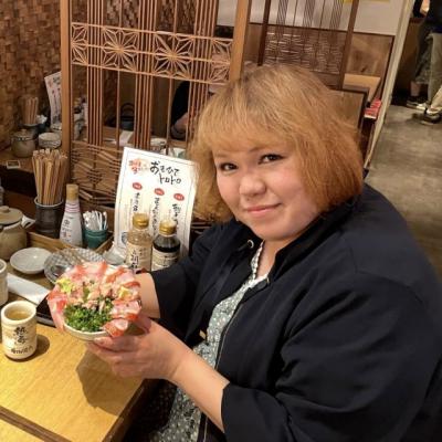 100kgから目鼻立ちくっきりの別人級ビフォーアフターに「ダイエットは1番の整形」「原石過ぎる」