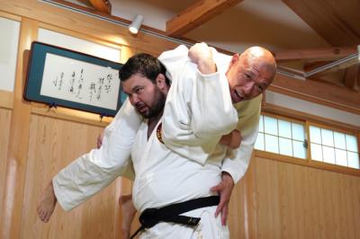「良い子は絶対に真似しないように」今井らいぱち、過酷なチャレンジ企画　『R-1』優勝特番に豪華ゲストが登場