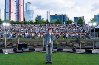 EVAN、漢江公演・水光ステージでソロステージ　初夏の夜にロマンチックなひととき
