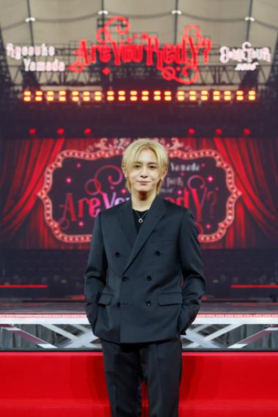 山田涼介、前人未到のソロドームで思わず涙したと告白　東京ドーム公演前取材には記者の前に異例の演出で登場し照れ笑い