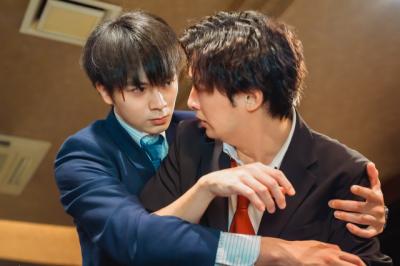 田舎の警察署、先輩刑事に告白「好きです」… 渡部秀＆齋藤璃佑ドラマ『キスは捜査のあとで』【第3話あらすじ】