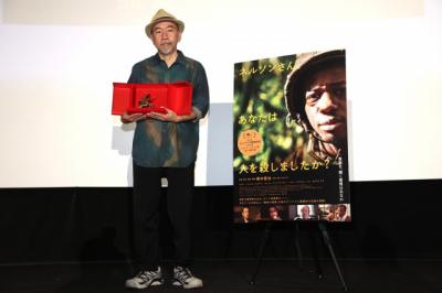 塚本晋也監督、ベネチア＆トロントから“凱旋”舞台あいさつ「若い人たちに戦場へ行ってほしくない」