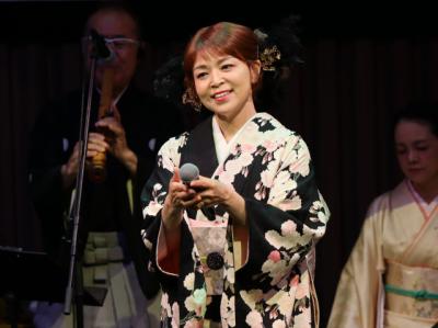 乳がん公表の石原詢子、涙流し感謝　9ヶ月ぶり長尺ステージ「なんとか乗り越えていけそうな気がする」